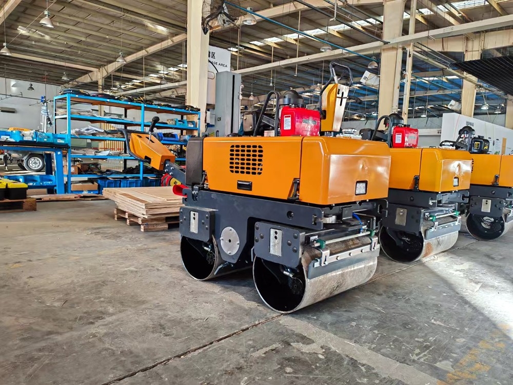 山東奔馬機(jī)械(SDBM)手扶雙鋼輪壓路機(jī)BM80